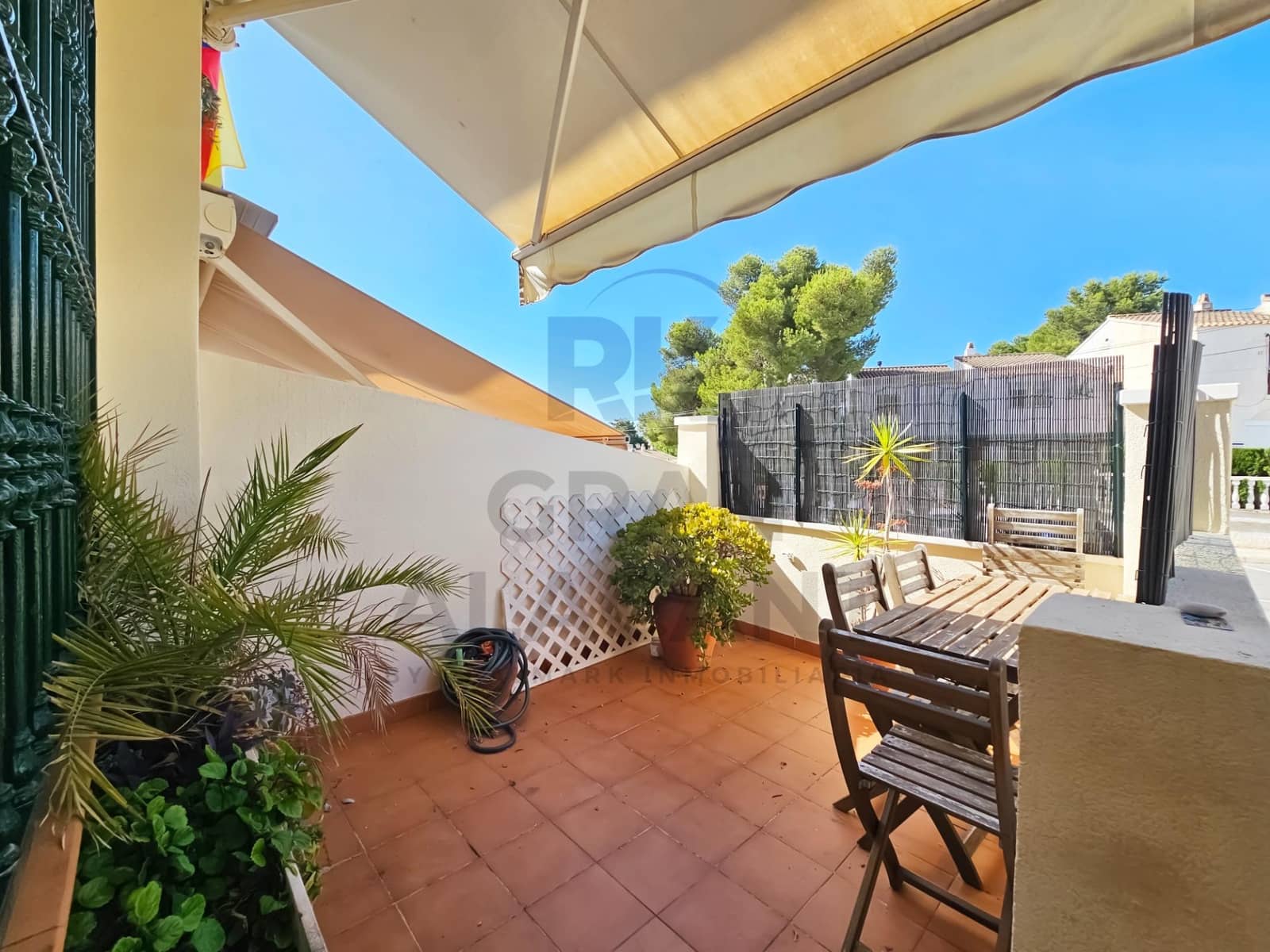2 Zimmer Bungalow zu verkaufen in Gran Alacant mit Pool - 255.000 € (Ref: 9922340)
