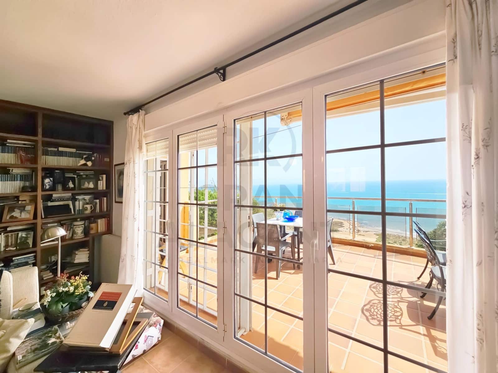 4 chambre Appartement à vendre à Gran Alacant avec piscine - 990 000 € (Ref: 9940014)