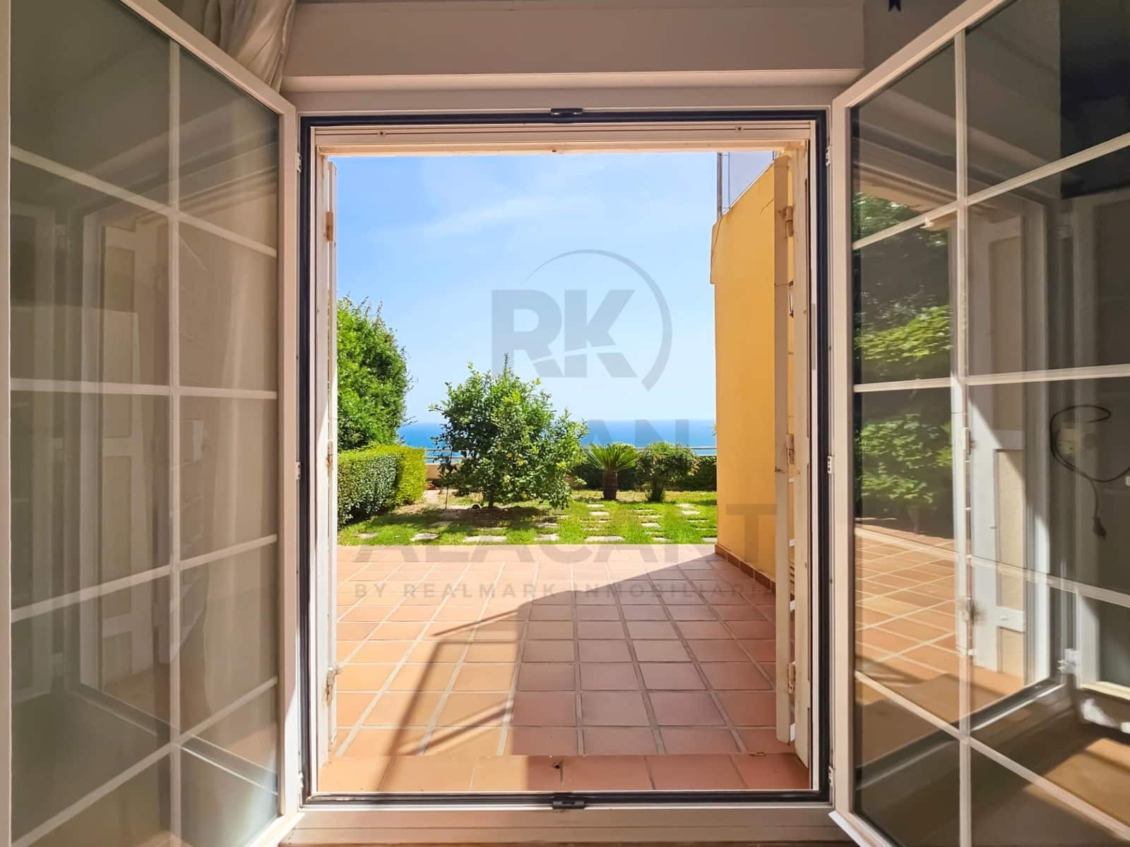 4 chambre Appartement à vendre à Gran Alacant avec piscine - 990 000 € (Ref: 9940014)