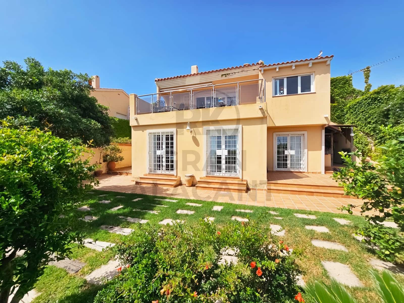 4 chambre Appartement à vendre à Gran Alacant avec piscine - 990 000 € (Ref: 9940014)