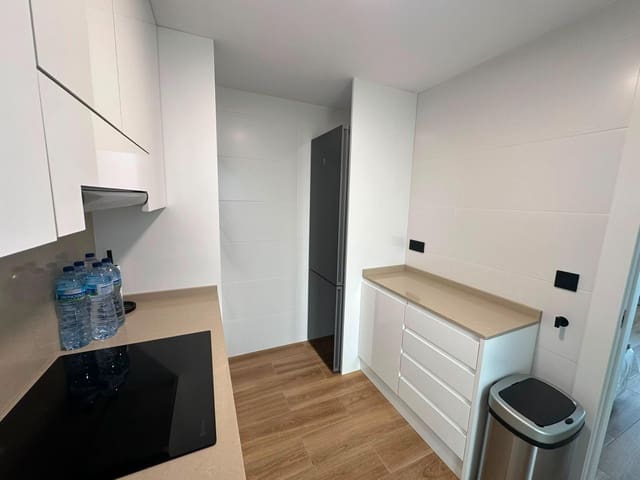 2 soverom Bungalow til leie i Gran Alacant, Santa Pola med svømmebasseng garasje - € 1 000 (Ref: 9945748)