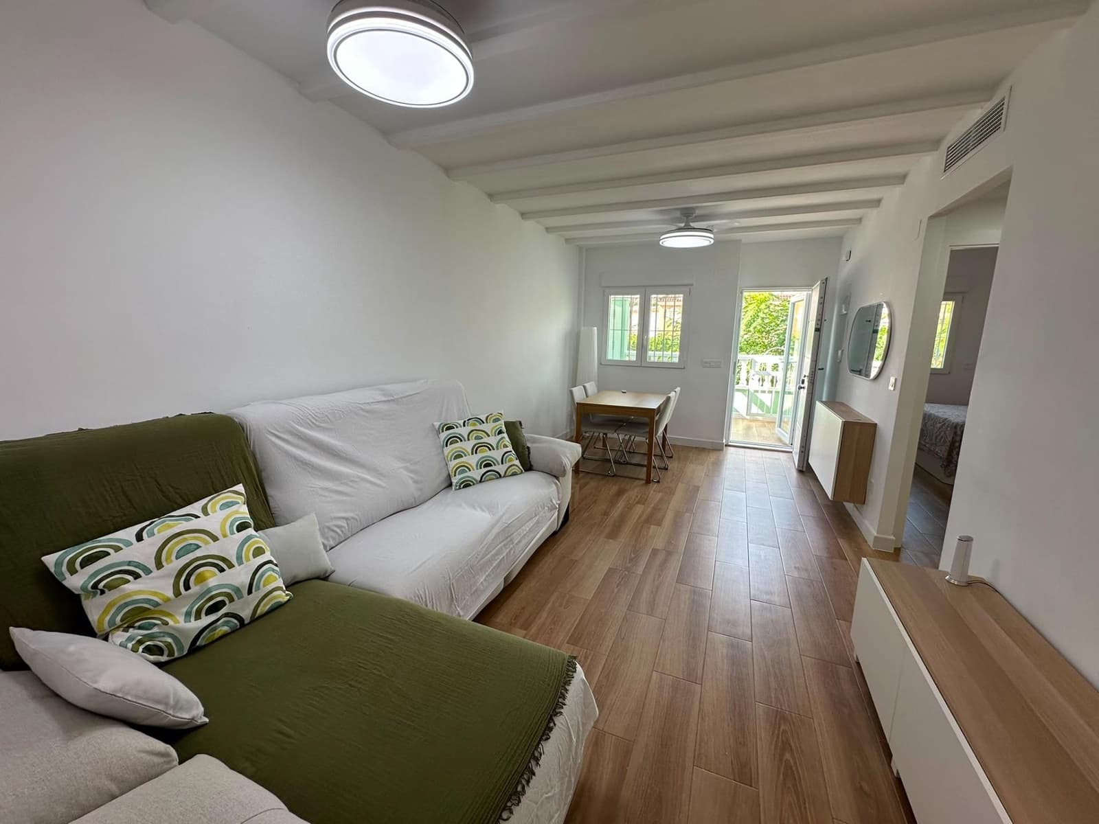 2 soverom Bungalow til leie i Gran Alacant med svømmebasseng garasje - € 1 000 (Ref: 9945748)