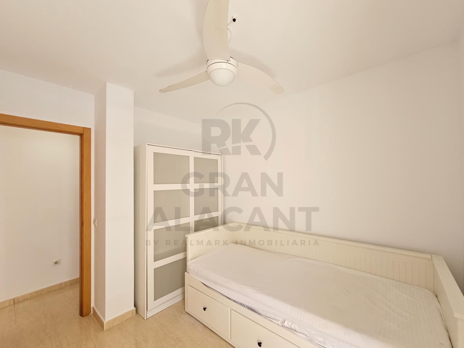 3 soverom Leilighet til salgs i Gran Alacant med svømmebasseng - € 278 000 (Ref: 9952670)