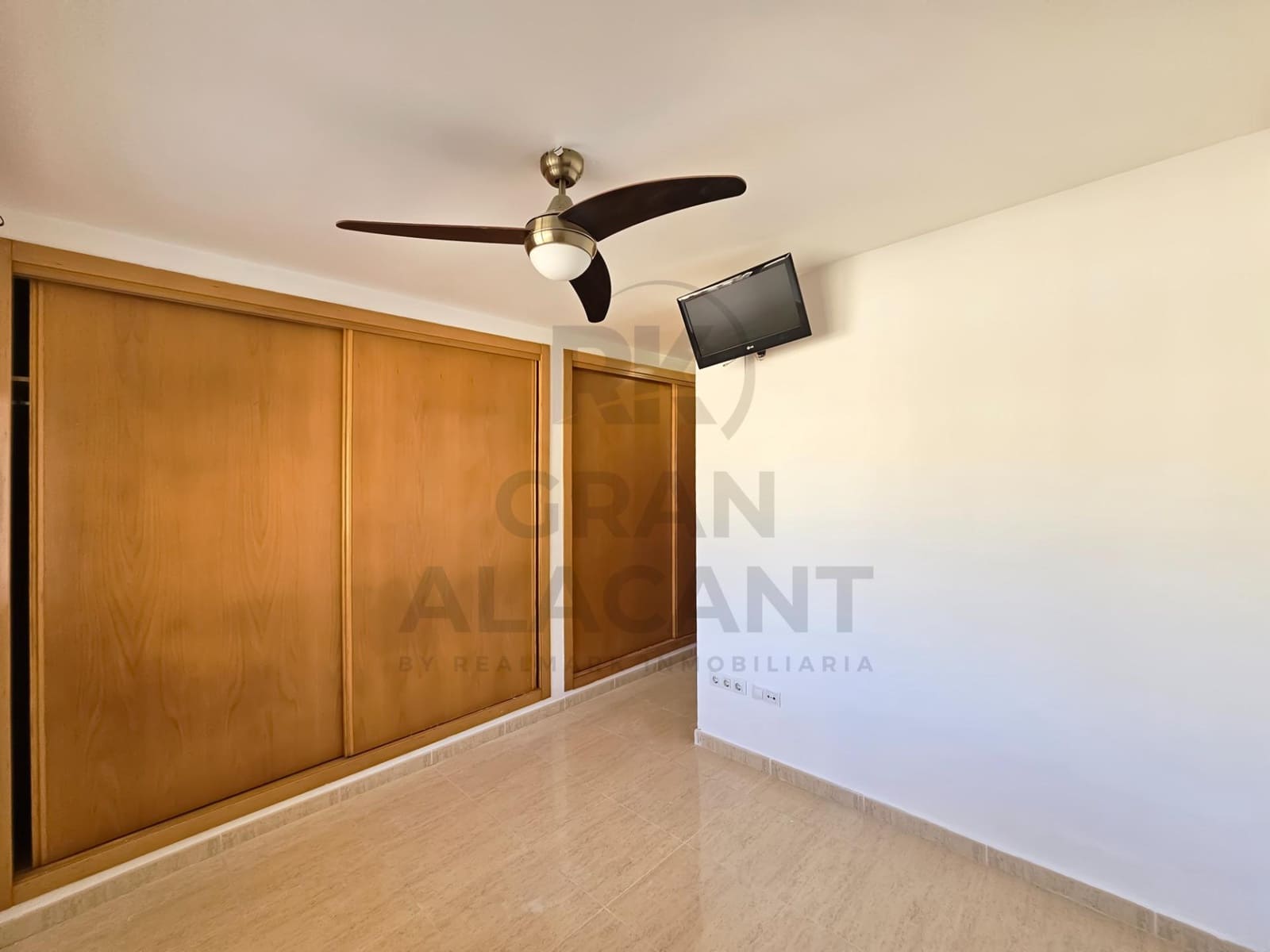 3 soverom Leilighet til salgs i Gran Alacant med svømmebasseng - € 278 000 (Ref: 9952670)