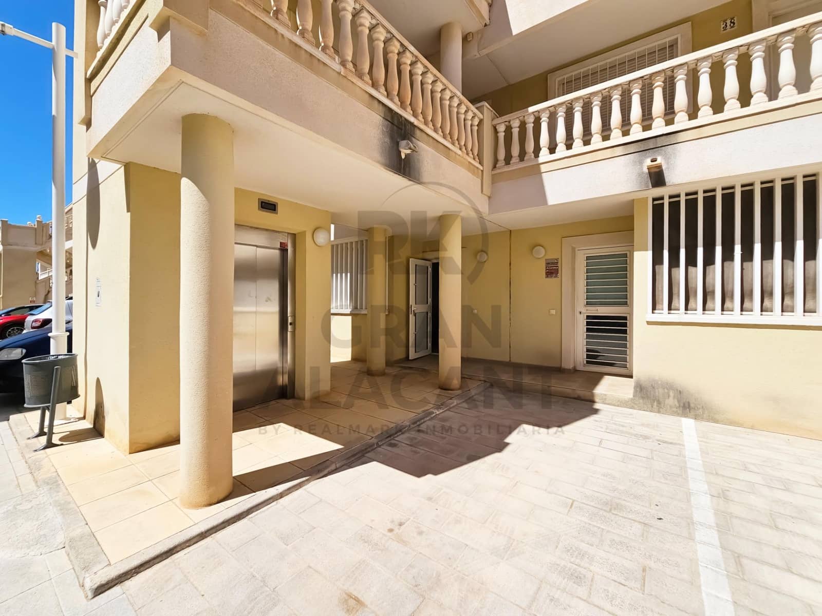 3 soverom Leilighet til salgs i Gran Alacant med svømmebasseng - € 278 000 (Ref: 9952670)