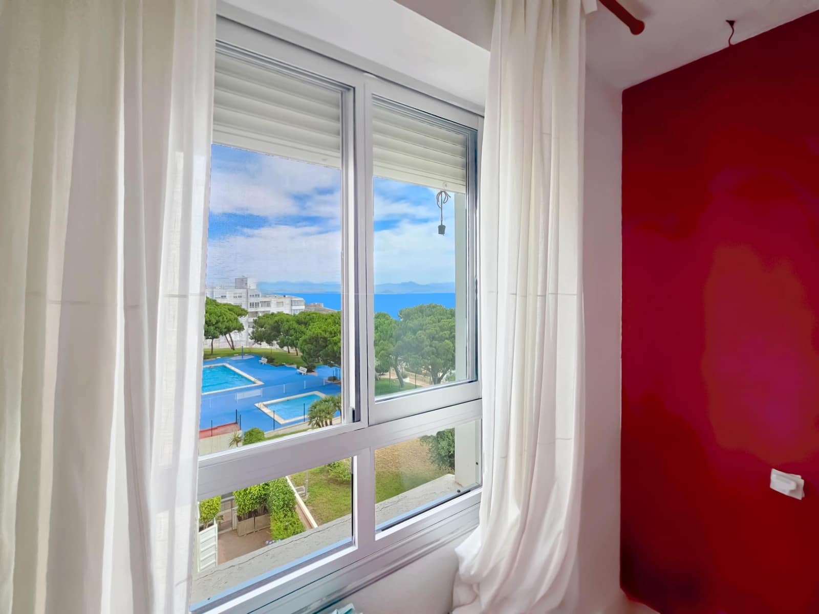 1 sovrum Lägenhet till salu i Gran Alacant med pool - 209 000 € (Ref: 9958015)