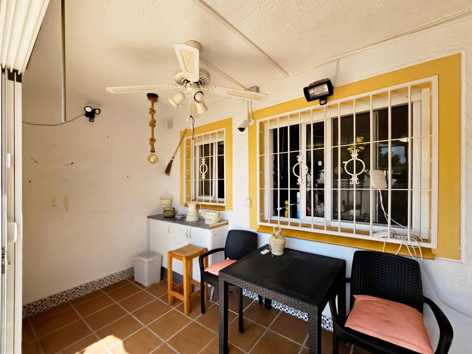 2 bedroom Bungalow for sale in Gran Alacant with pool - € 195,000 (Ref: 9966692)
