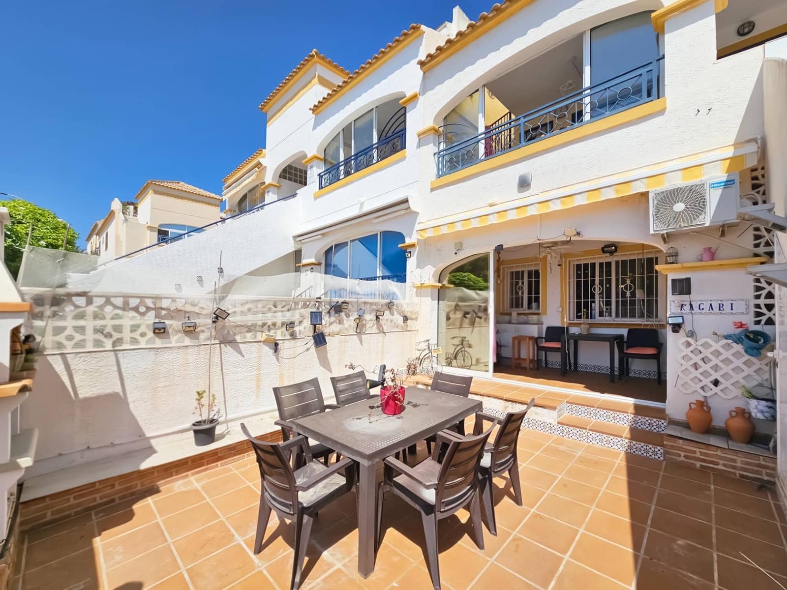 2 bedroom Bungalow for sale in Gran Alacant with pool - € 195,000 (Ref: 9966692)