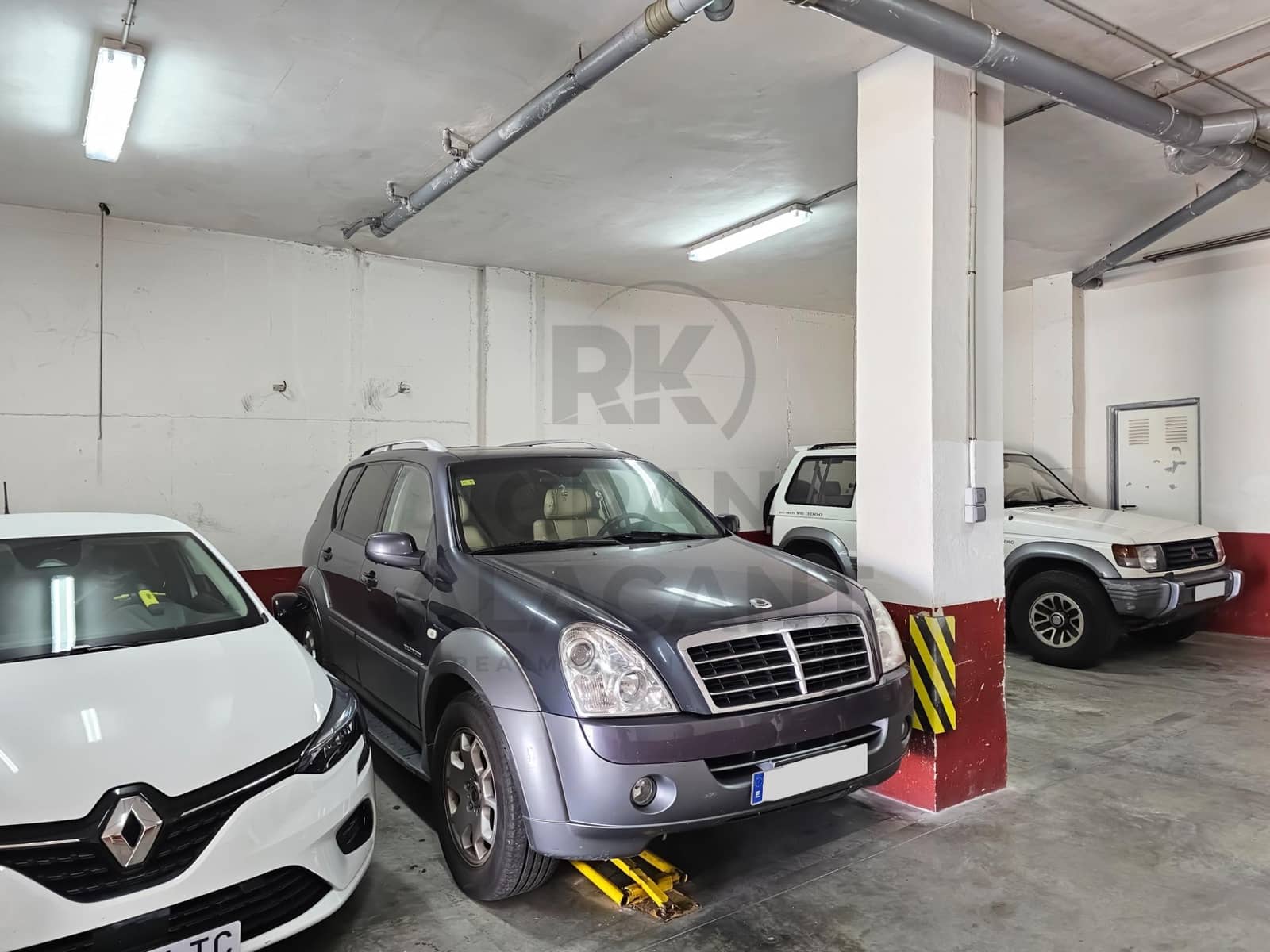 2 soveværelse Lejlighed til salg i Arenales del Sol med garage - € 290.000 (Ref: 9966693)