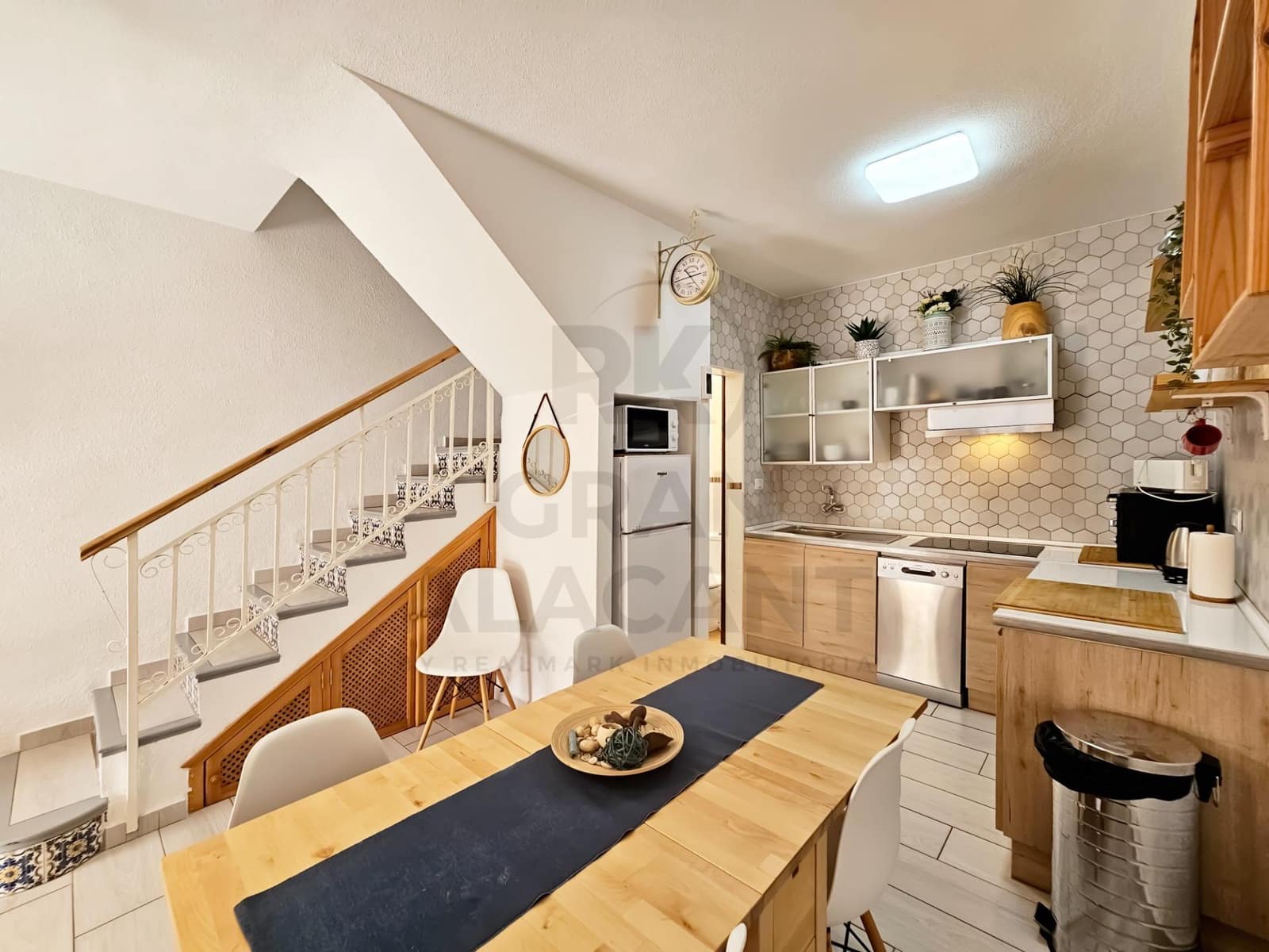 2 bedroom Bungalow for sale in Gran Alacant with pool - € 230,000 (Ref: 9973356)