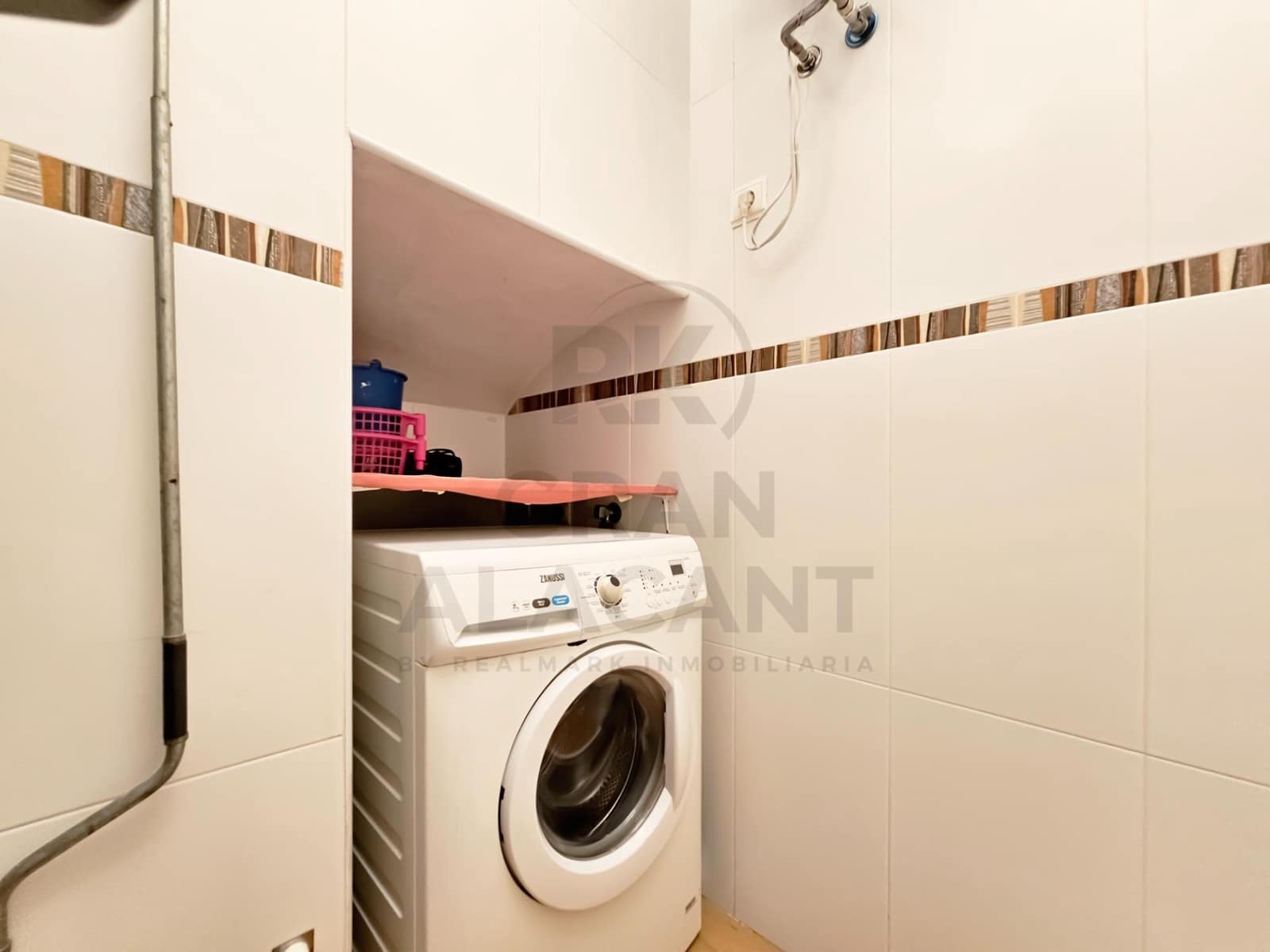 2 bedroom Bungalow for sale in Gran Alacant with pool - € 230,000 (Ref: 9973356)