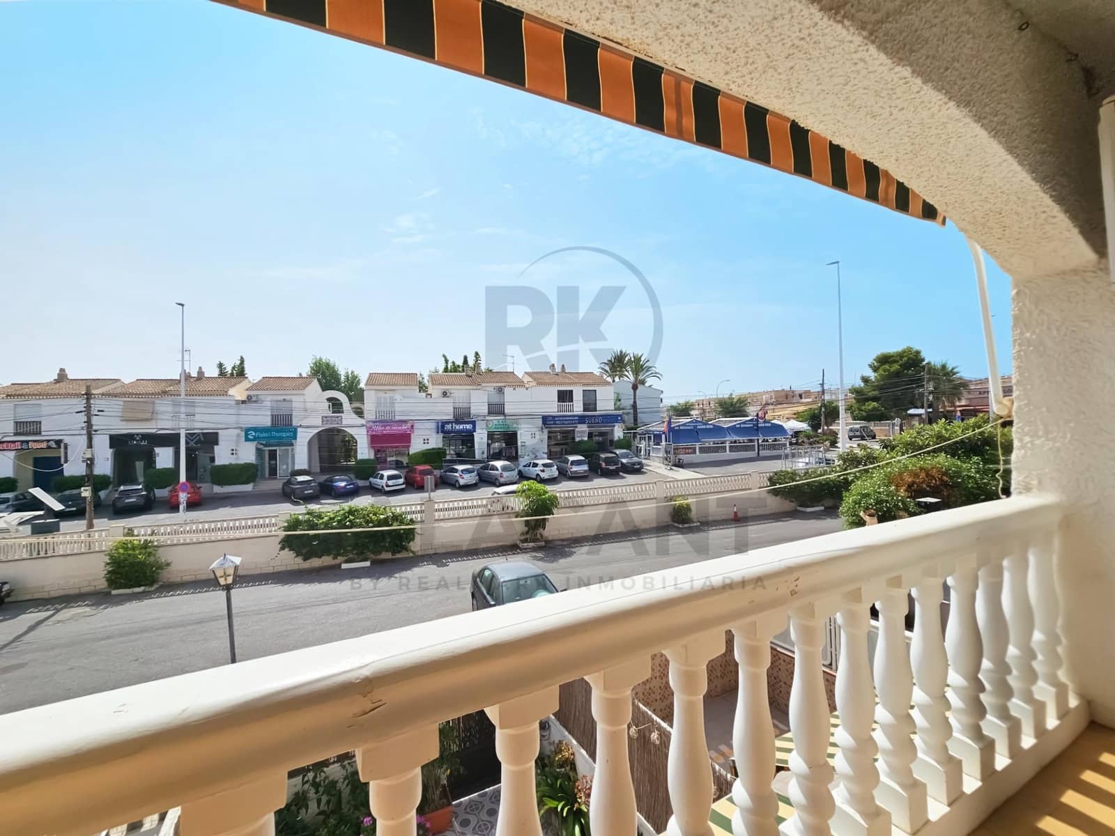 2 bedroom Bungalow for sale in Gran Alacant with pool - € 230,000 (Ref: 9973356)