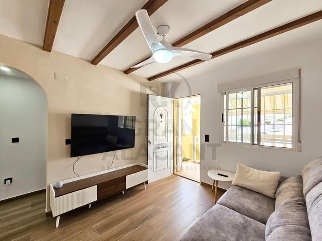 1 slaapkamer Penthouse te koop in Gran Alacant, Santa Pola met zwembad - € 169.500 (Ref: 9994288)