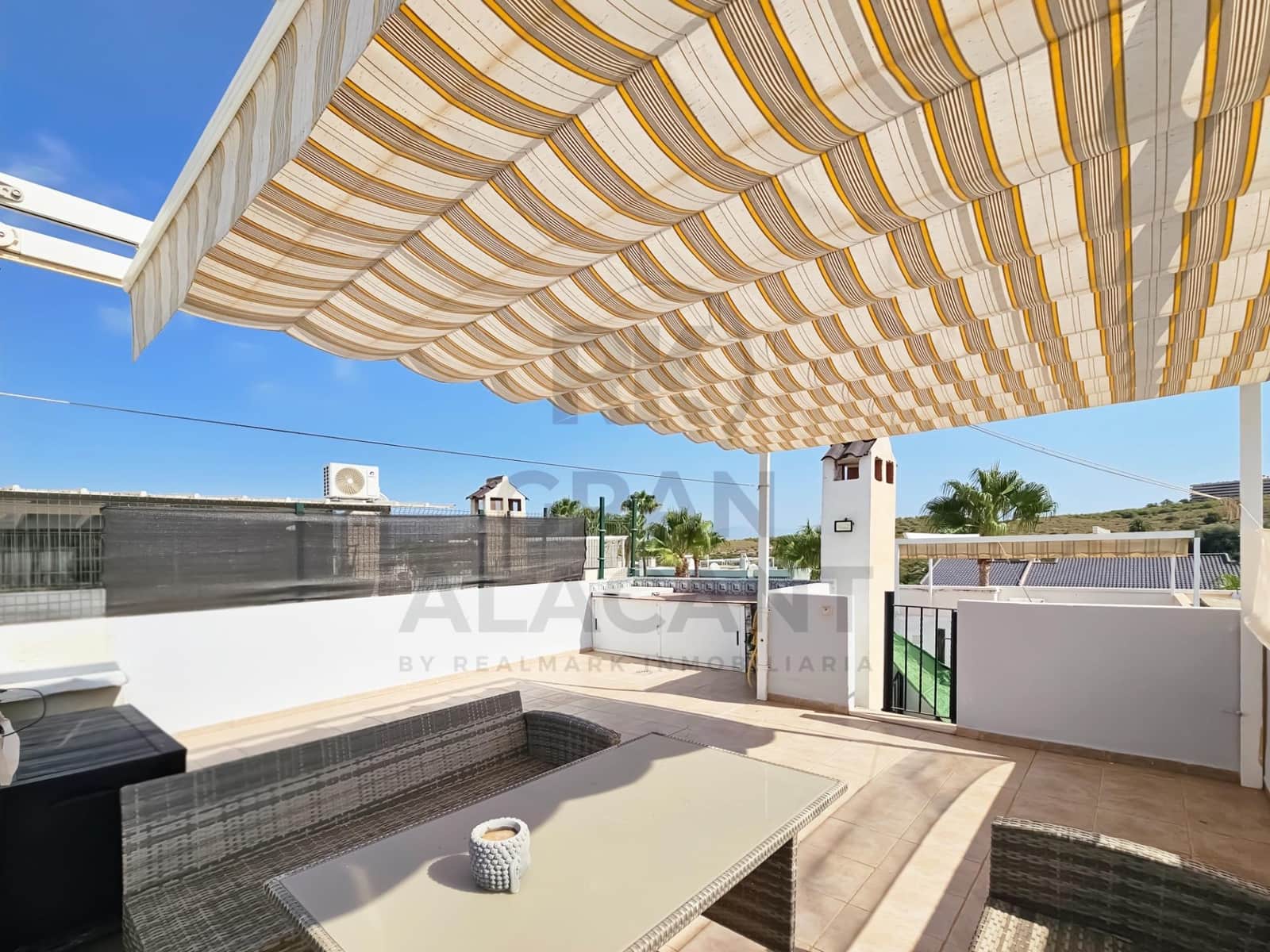 1 chambre Penthouse à vendre à Gran Alacant avec piscine - 169 500 € (Ref: 9994288)