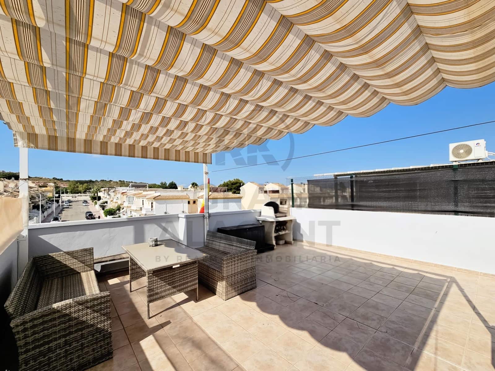 1 chambre Penthouse à vendre à Gran Alacant avec piscine - 169 500 € (Ref: 9994288)