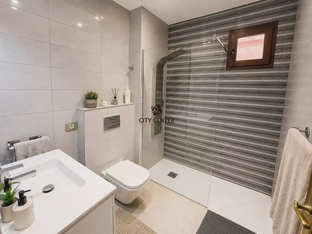 2 sypialnia Mieszkanie na sprzedaż w Costa del Silencio, Arona z basenem - 275 000 € (Ref: 10016873)