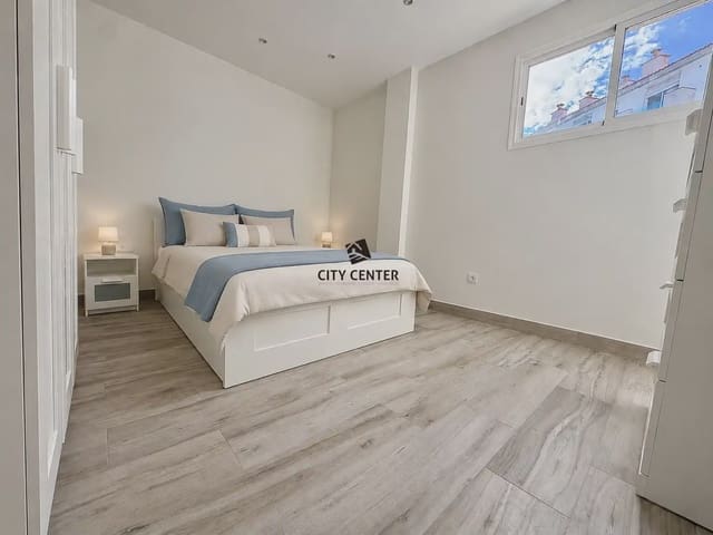 2 slaapkamer Flat te koop in Cabo Blanco, Arona met zwembad - € 269.000 (Ref: 10016874)