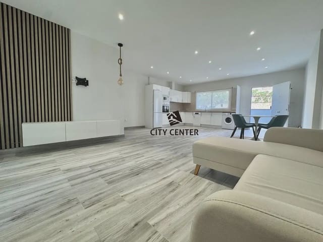 2 slaapkamer Flat te koop in Cabo Blanco, Arona met zwembad - € 269.000 (Ref: 10016874)