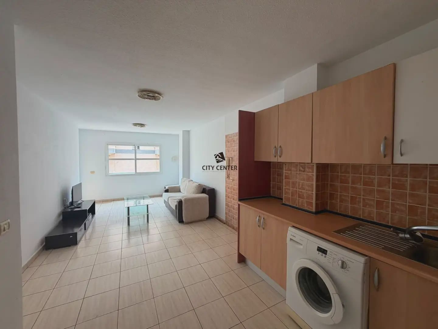 3 slaapkamer Flat te koop in Granadilla de Abona met garage - € 220.000 (Ref: 10016875)