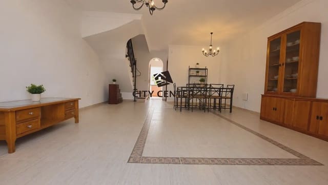 3 slaapkamer Rijtjeshuis te koop in Granadilla de Abona met garage - € 420.000 (Ref: 10016876)