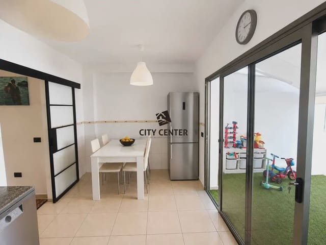 3 slaapkamer Rijtjeshuis te koop in Granadilla de Abona - € 319.000 (Ref: 10023330)