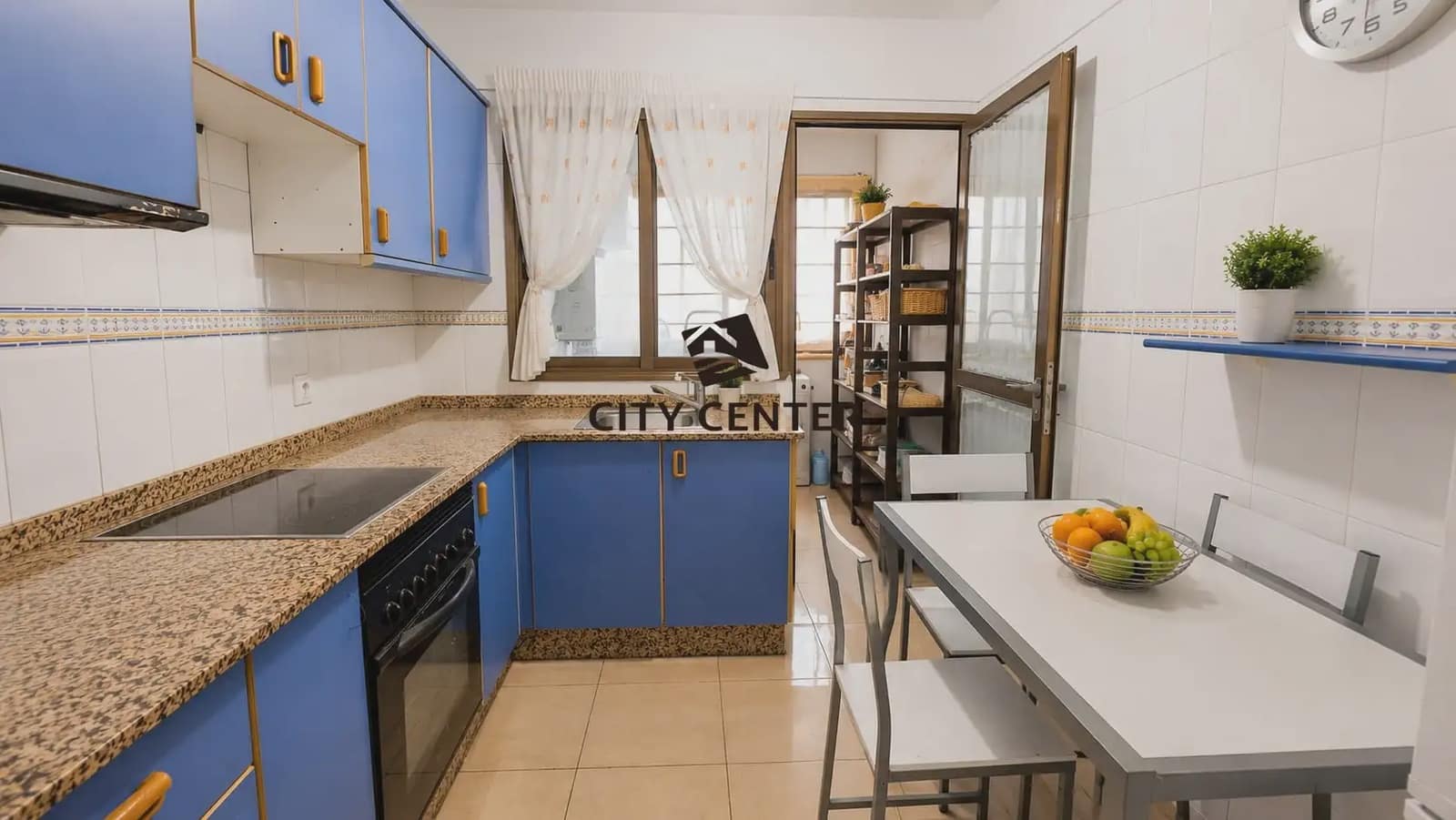 3 bedroom Apartment for sale in Granadilla de Abona with garage - € 299,000 (Ref: 10036024)