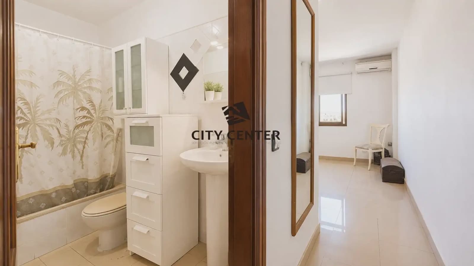 3 bedroom Apartment for sale in Granadilla de Abona with garage - € 299,000 (Ref: 10036024)