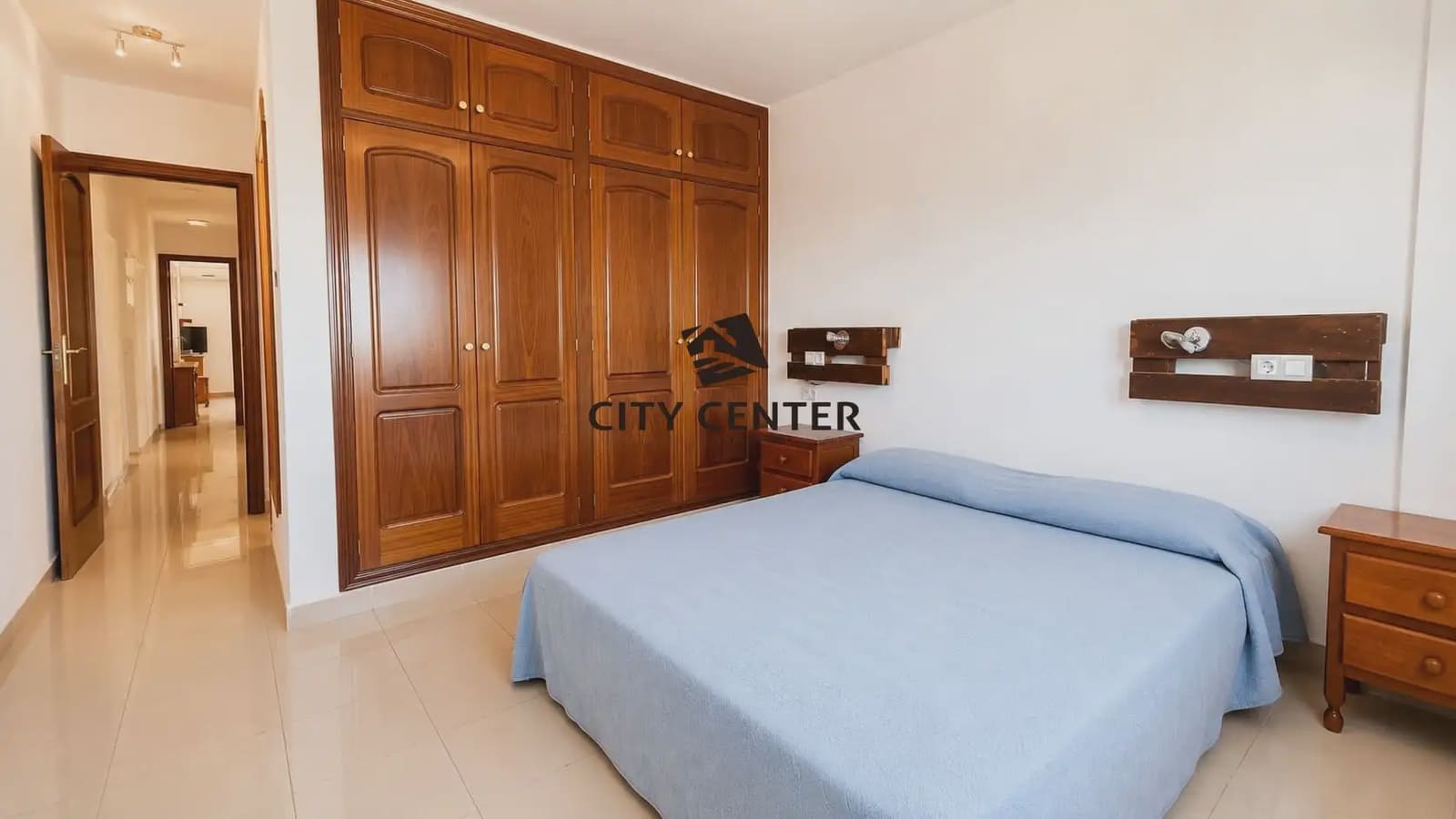 3 bedroom Apartment for sale in Granadilla de Abona with garage - € 299,000 (Ref: 10036024)