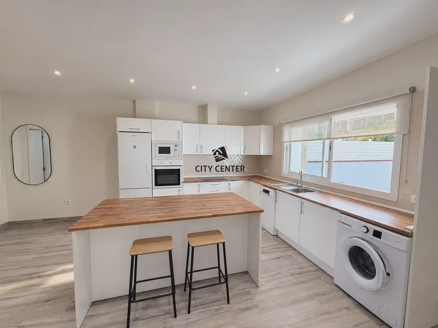 2 soverom Leilighet til salgs i Arona med svømmebasseng - € 259 000 (Ref: 10074503)