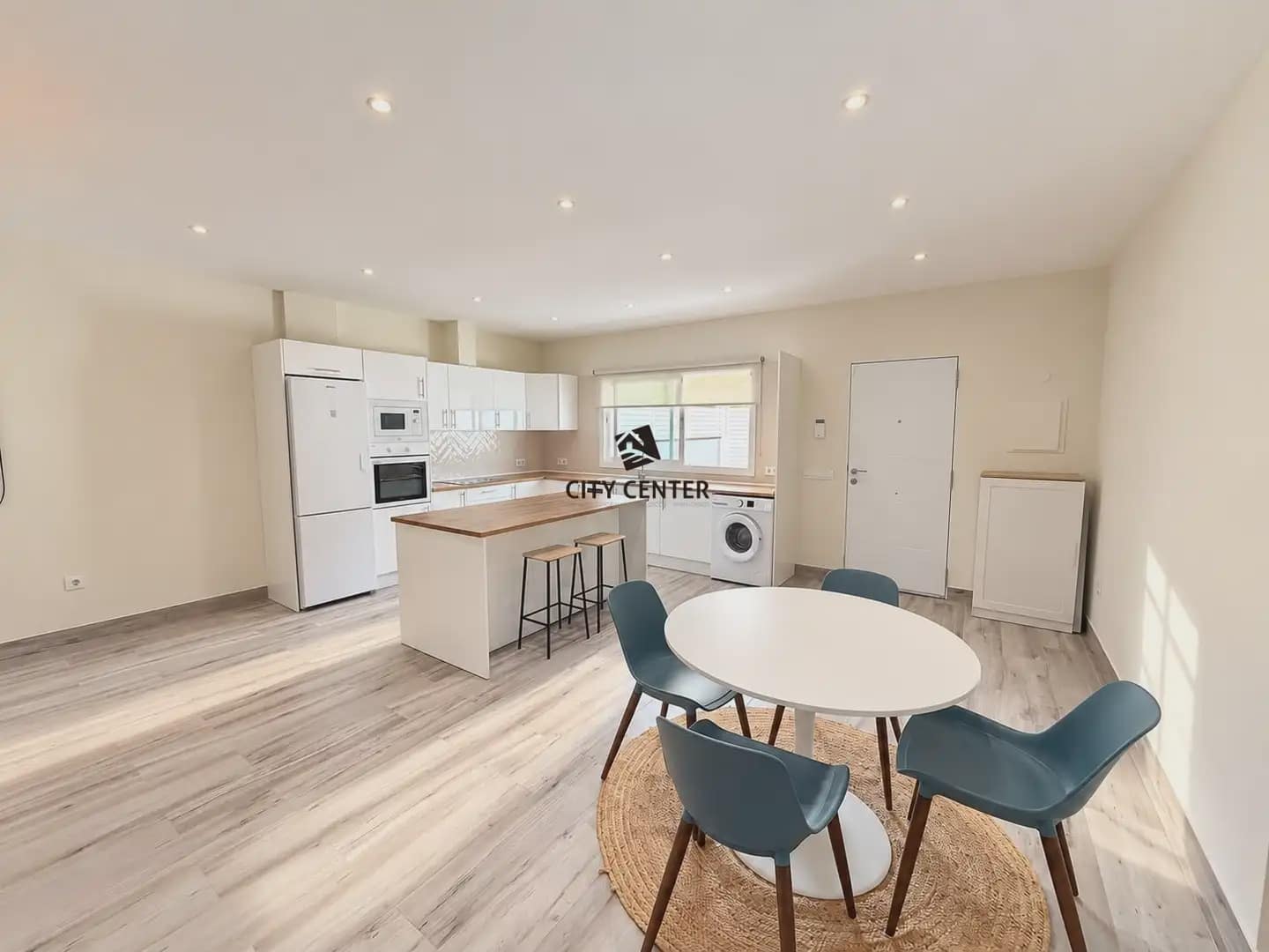 2 soverom Leilighet til salgs i Arona med svømmebasseng - € 259 000 (Ref: 10074503)