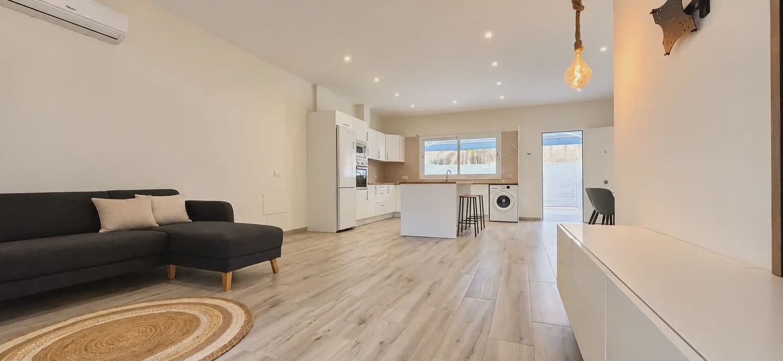 2 camera da letto Appartamento in vendita in Arona con piscina garage - 259.000 € (Rif: 10147488)