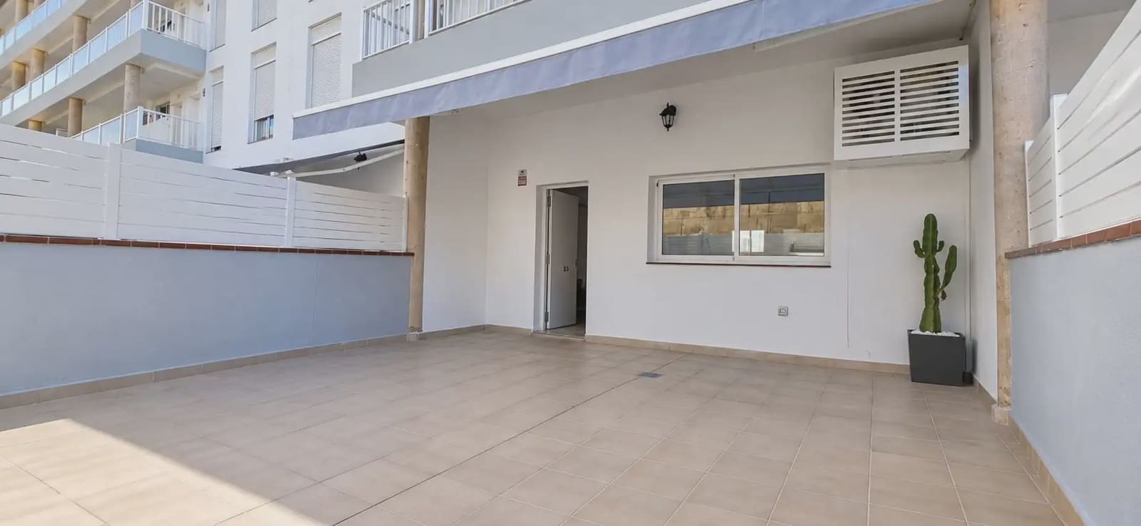 2 camera da letto Appartamento in vendita in Arona con piscina garage - 259.000 € (Rif: 10147488)