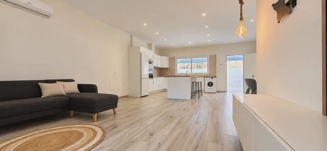 2 soverom Leilighet til salgs i Cabo Blanco, Arona med svømmebasseng garasje - € 259 000 (Ref: 10147488)