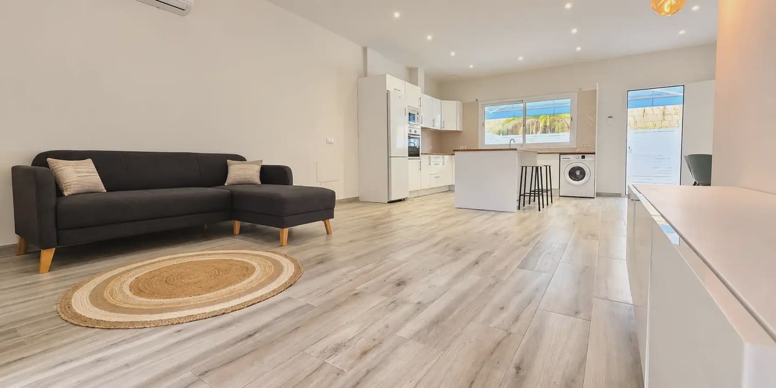 2 camera da letto Appartamento in vendita in Arona con piscina garage - 259.000 € (Rif: 10147488)