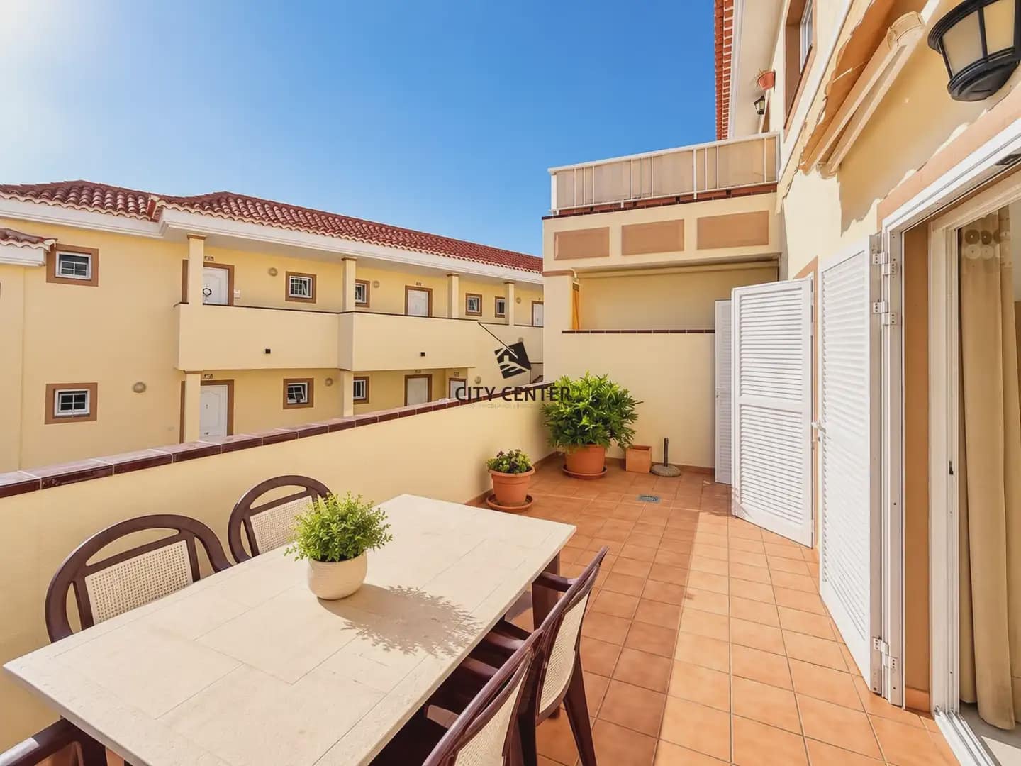 1 soveværelse Lejlighed til salg i Arona med swimmingpool garage - € 259.000 (Ref: 10147489)