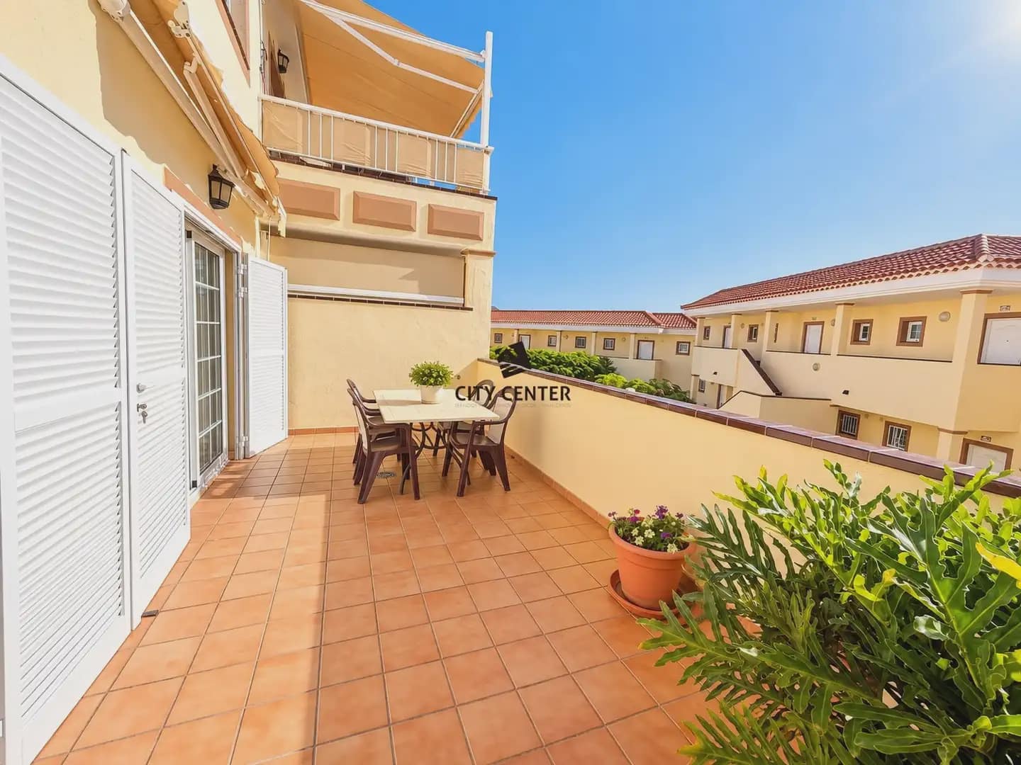 1 soveværelse Lejlighed til salg i Arona med swimmingpool garage - € 259.000 (Ref: 10147489)