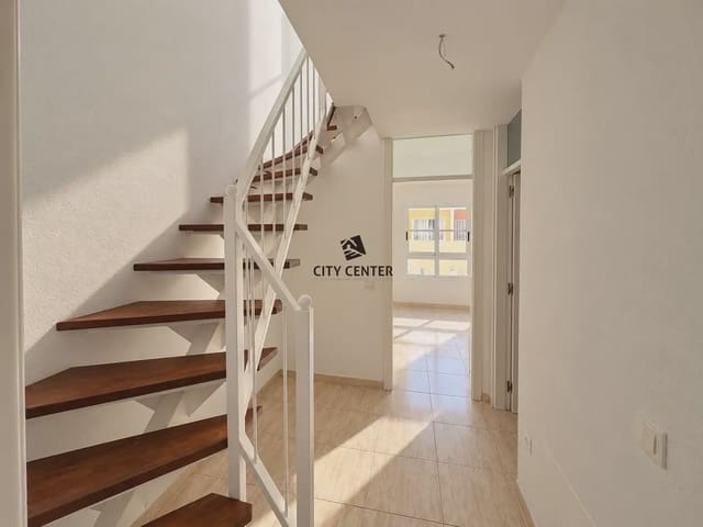 2 quarto Penthouse para venda em Callao Salvaje - Playa Paraíso, Adeje com piscina garagem - 369 000 € (Ref: 10147493)