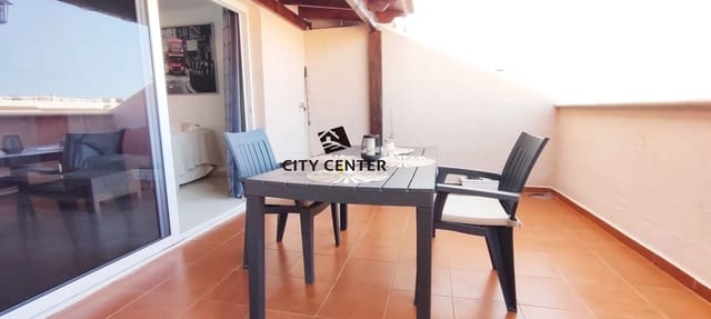 4 soveværelse Lejlighed til salg i Playa del Duque, Adeje med swimmingpool garage - € 425.000 (Ref: 9282961)