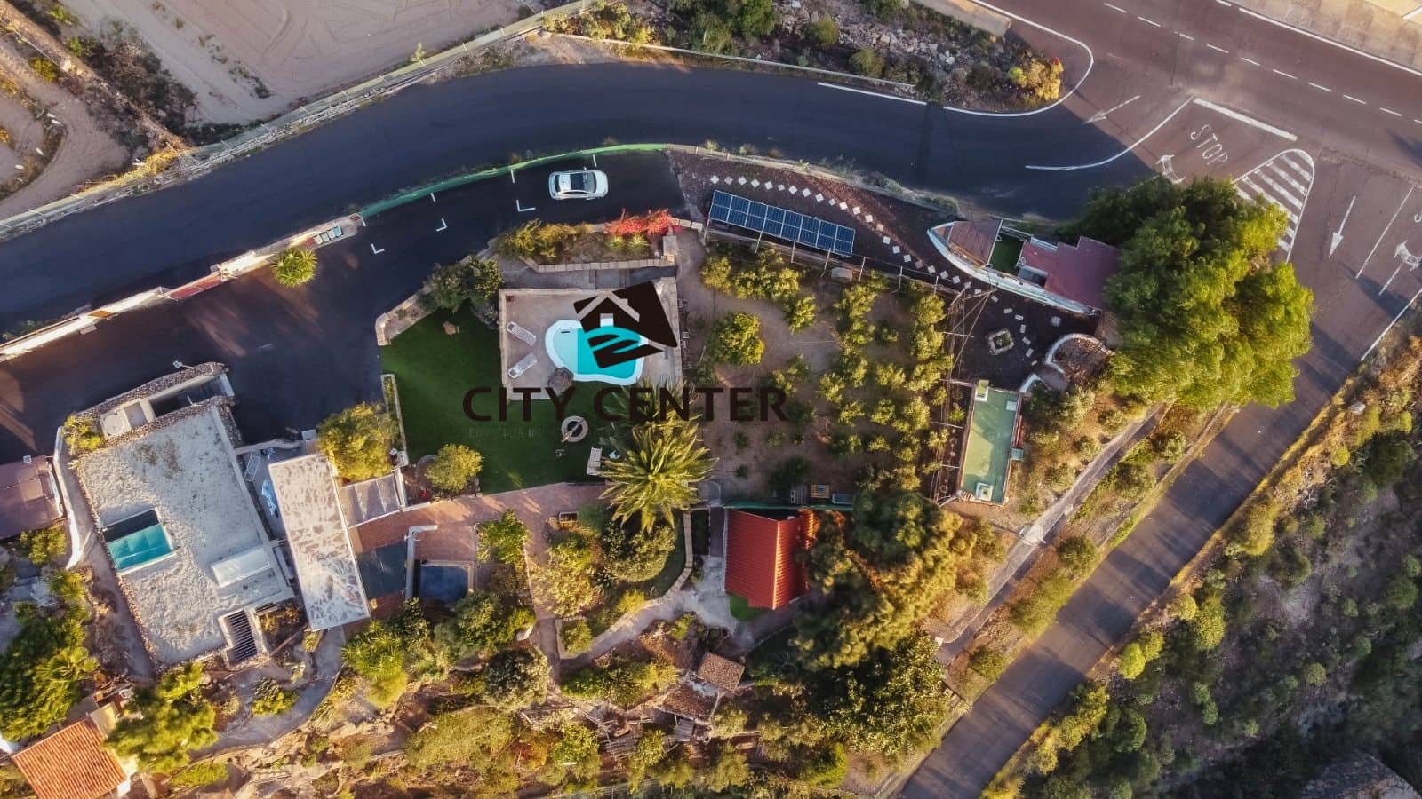 8 bedroom Finca/Country House for sale in San Miguel de Abona with pool garage - € 787,000 (Ref: 9282966)