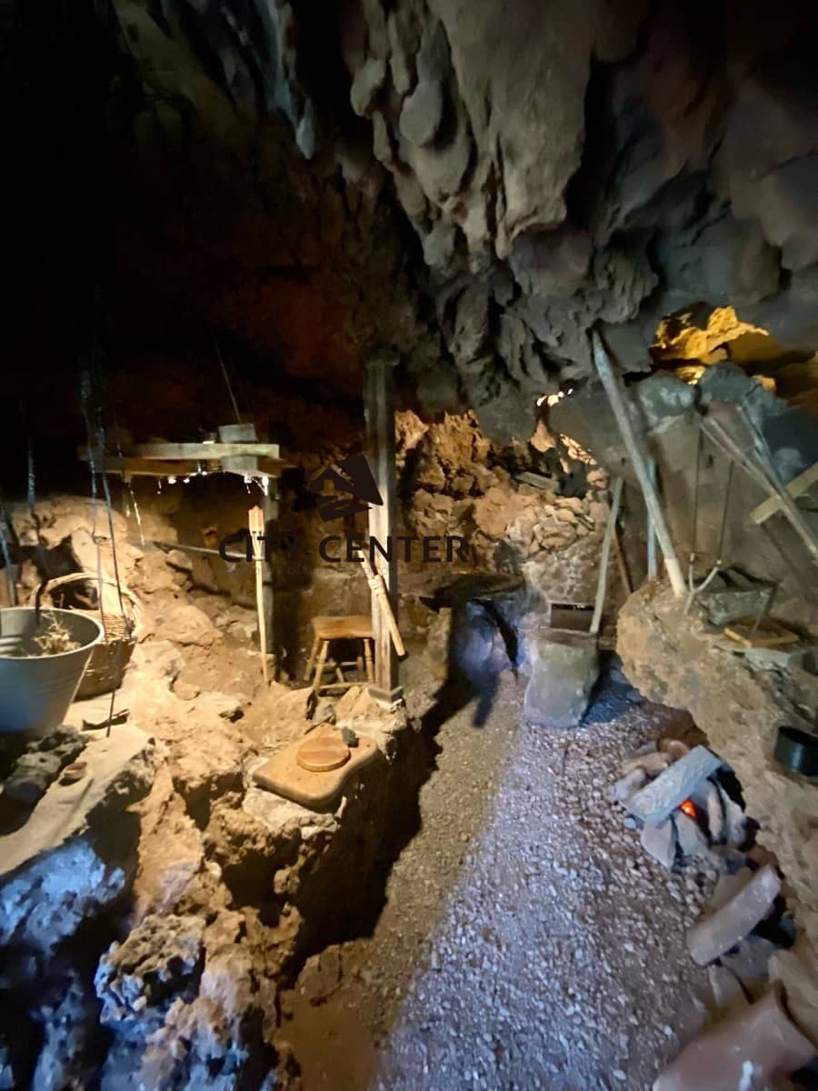 8 bedroom Finca/Country House for sale in San Miguel de Abona with pool garage - € 787,000 (Ref: 9282966)