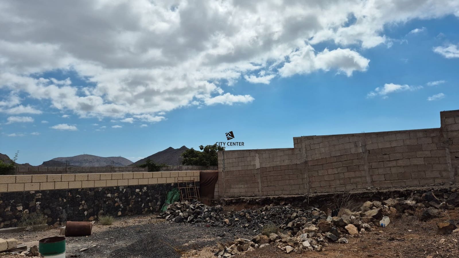 Teren niezagospodarowany na sprzedaż w Arona - 98 000 € (Ref: 9282973)