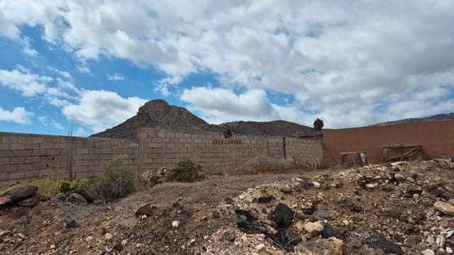 Terreno/Finca Rústica en Arona en venta - 98.000 € (Ref: 9282973)