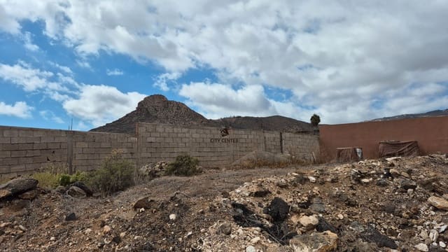 Terreno/Finca Rústica en Arona en venta - 98.000 € (Ref: 9282973)