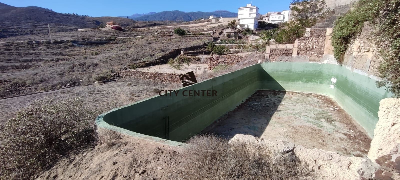 Finca/Country House for sale in Granadilla de Abona - € 155,000 (Ref: 9282979)