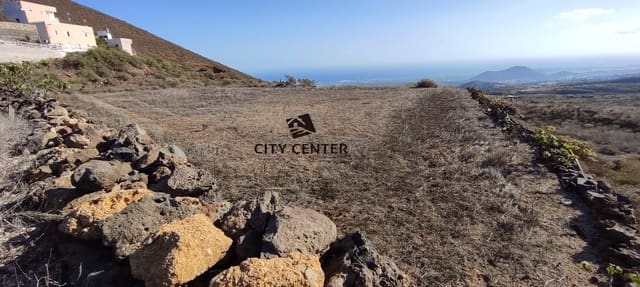 Finca/Hus på landet till salu i Granadilla de Abona - 155 000 € (Ref: 9282979)