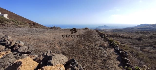 Finca/Hus på landet till salu i Granadilla de Abona - 155 000 € (Ref: 9282979)