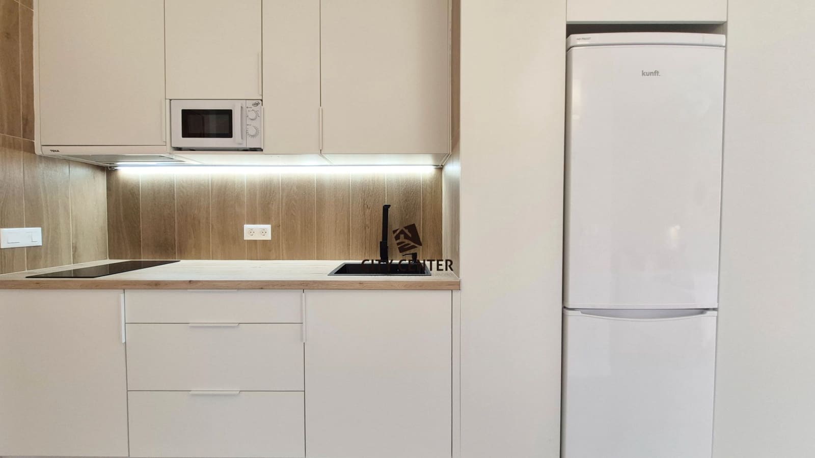 Studio for sale in San Miguel de Abona with pool - € 178,000 (Ref: 9295080)