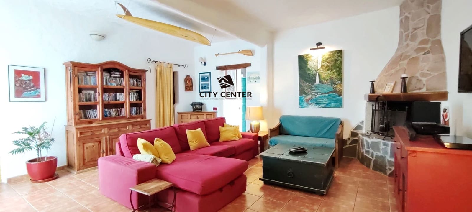 5 bedroom Finca/Country House for sale in Granadilla de Abona with garage - € 490,000 (Ref: 9295081)