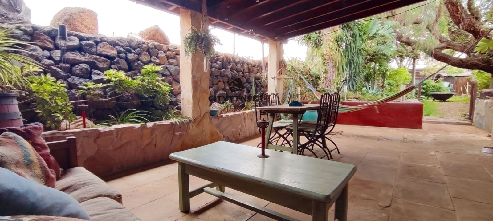 5 bedroom Finca/Country House for sale in Granadilla de Abona with garage - € 490,000 (Ref: 9295081)