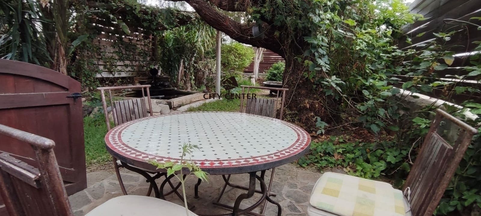 5 bedroom Finca/Country House for sale in Granadilla de Abona with garage - € 490,000 (Ref: 9295081)